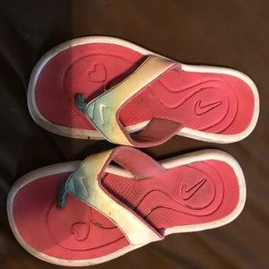 Nike flip flops